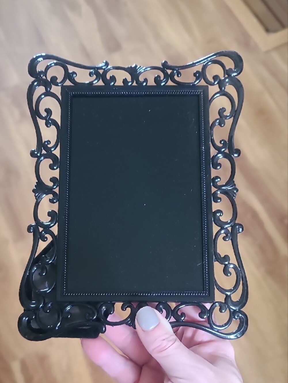 Scrying Mirrors - Picture 3 of 8